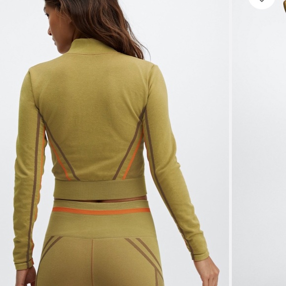 Fabletics Seamless Set - Picture 4 of 5